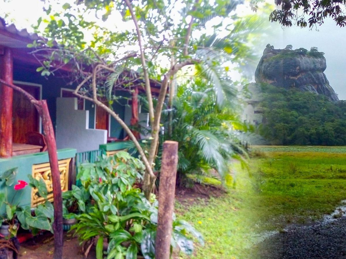 Bandula Home Stay Sigiriya Eksteriør billede