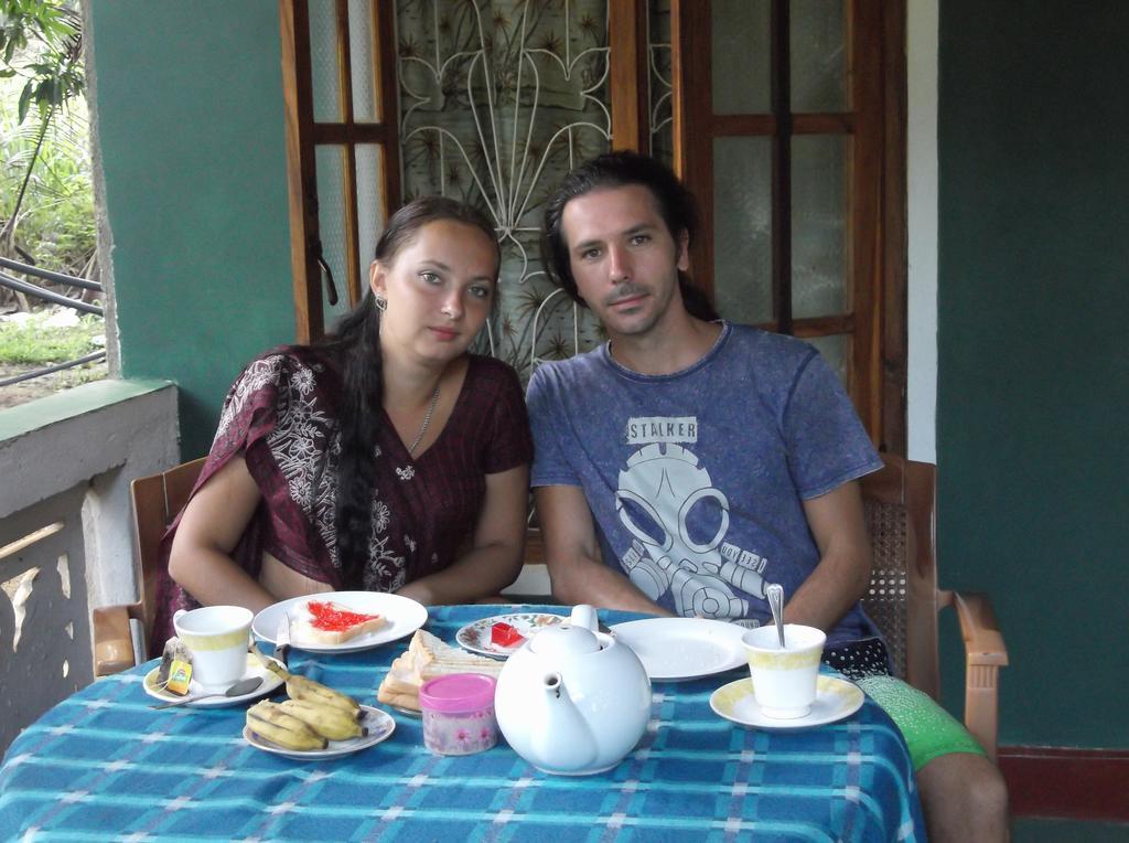 Bandula Home Stay Sigiriya Værelse billede